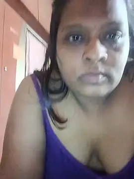 Snapshot of Love_Jenny chatting on May 27, 8:43 am Love Jenny online show from May 27, 8:43 am