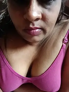 Snapshot of Love_Jenny chatting on June 12, 5:16 am Love Jenny online show from June 12, 5:16 am