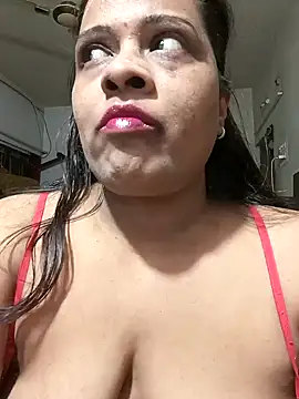 Snapshot of Love_Jenny chatting on February 4, 2:53 pm Love Jenny online show from February 4, 2:53 pm