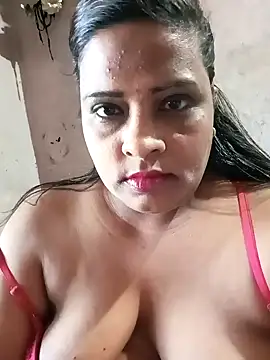 Snapshot of Love_Jenny chatting on February 11, 9:52 am Love Jenny online show from February 11, 9:52 am