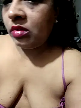 Snapshot of Love_Jenny chatting on February 16, 3:58 am Love Jenny online show from February 16, 3:58 am