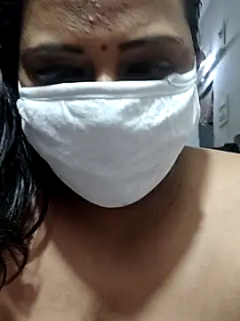 Snapshot of Love_Jenny chatting on May 4, 10:51 am Love Jenny online show from May 4, 10:51 am