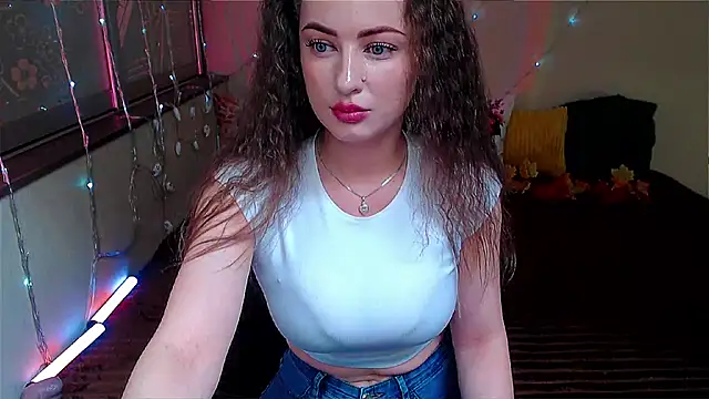 LizaSenri online show from October 15, 6:44 am