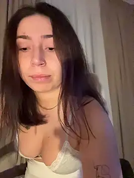 KimArts online show from November 11, 6:36 pm