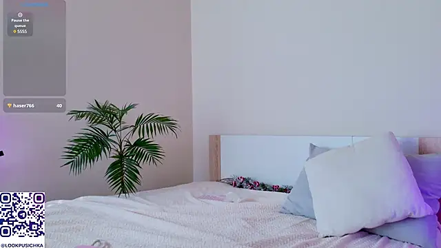 Snapshot of pusichka chatting on February 27, 10:01 am pusichka online show from February 27, 10:01 am