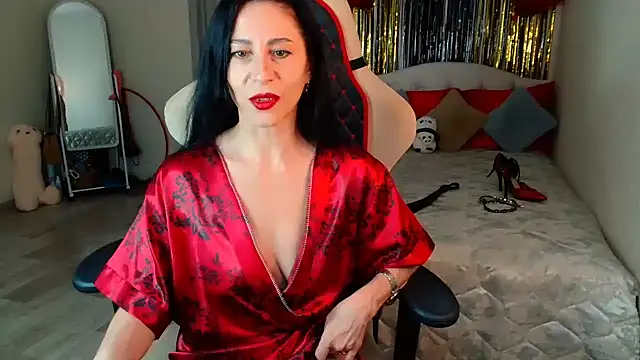 leillaMurrayy online show from February 18, 9:06 am