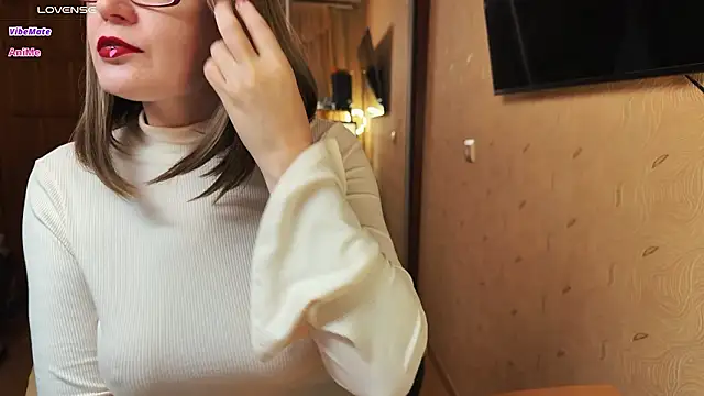 MyLadySkyLuck online show from February 11, 3:56 pm