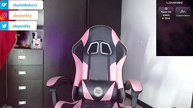 charlotbelucci  online show from November 28, 11:32 am