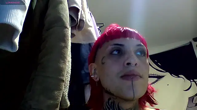 Snapshot of charlotbelucci_ chatting on July 19, 11:45 pm charlotbelucci online show from July 19, 11:45 pm