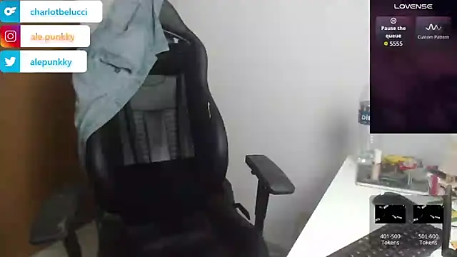 charlotbelucci  online show from October 16, 9:45 pm