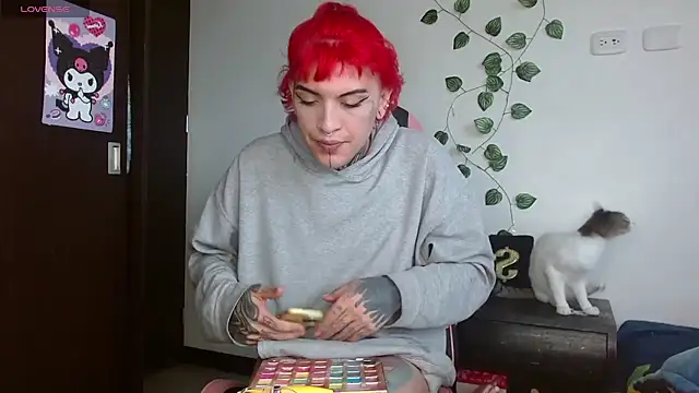 charlotbelucci  online show from March 28, 11:55 am