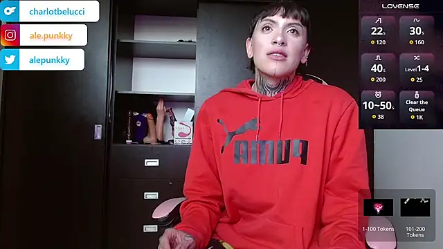 charlotbelucci  online show from November 16, 9:08 pm