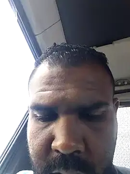 ListedLoin online show from October 8, 8:27 am