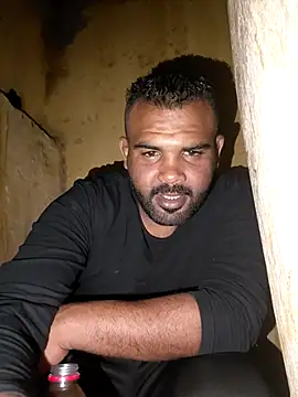 ListedLoin online show from April 20, 12:02 am