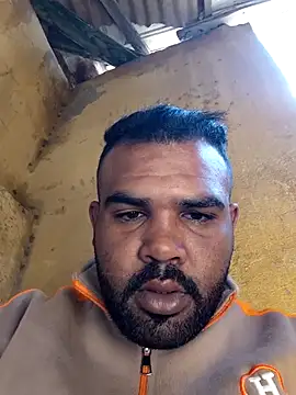 ListedLoin online show from March 8, 10:07 am