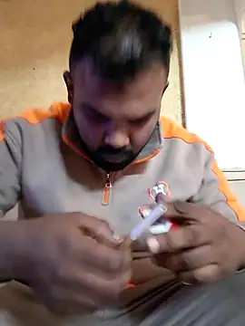 ListedLoin online show from April 9, 6:30 am