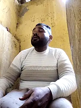 ListedLoin online show from April 2, 7:59 am