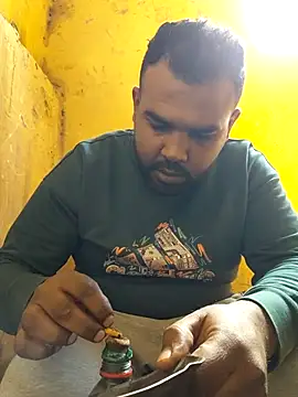 ListedLoin online show from February 23, 8:48 am