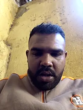 ListedLoin online show from March 30, 5:20 am