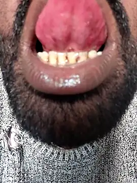 ListedLoin online show from November 18, 7:33 am