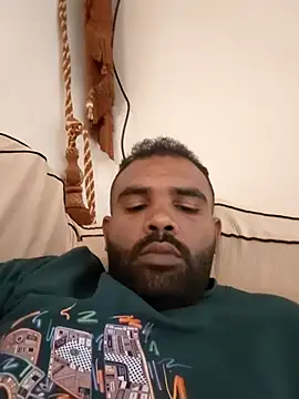 ListedLoin online show from November 16, 10:42 am