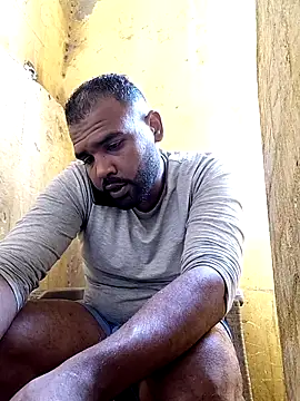 ListedLoin online show from November 30, 8:15 am