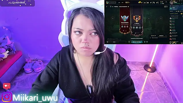 Ahri Elderwood online show from May 22, 4:54 am
