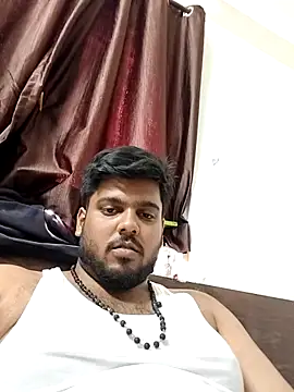 Snapshot of Manboobs178 chatting on February 17, 9:39 am Manboobs178 online show from February 17, 9:39 am