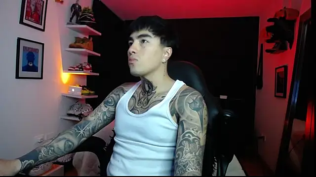 Snapshot of jung_dragon chatting on September 17, 10:45 pm jung dragon online show from September 17, 10:45 pm