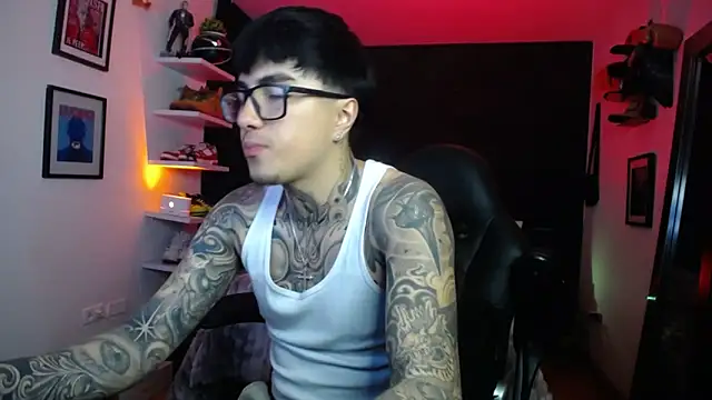 Snapshot of jung_dragon chatting on October 24, 4:33 am jung dragon online show from October 24, 4:33 am