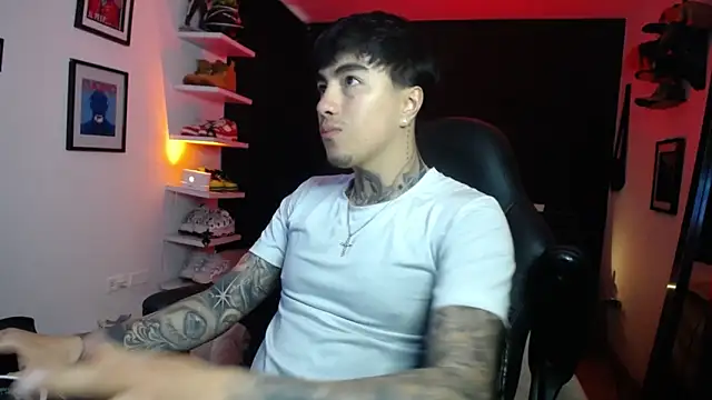 Snapshot of jung_dragon chatting on October 8, 1:34 pm jung dragon online show from October 8, 1:34 pm