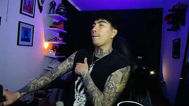 Snapshot of jung_dragon chatting on November 30, 2:51 pm jung dragon online show from November 30, 2:51 pm