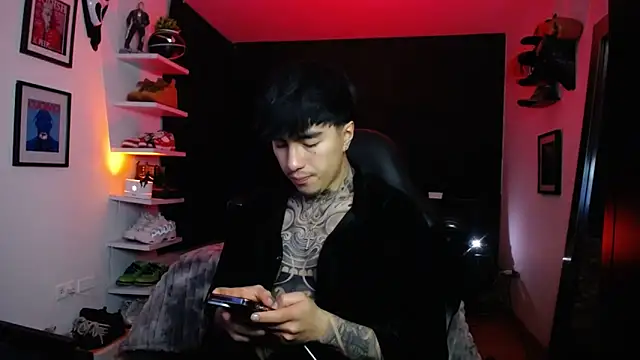 Snapshot of jung_dragon chatting on November 25, 6:58 am jung dragon online show from November 25, 6:58 am