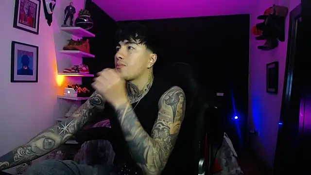 Snapshot of jung_dragon chatting on November 19, 4:56 am jung dragon online show from November 19, 4:56 am