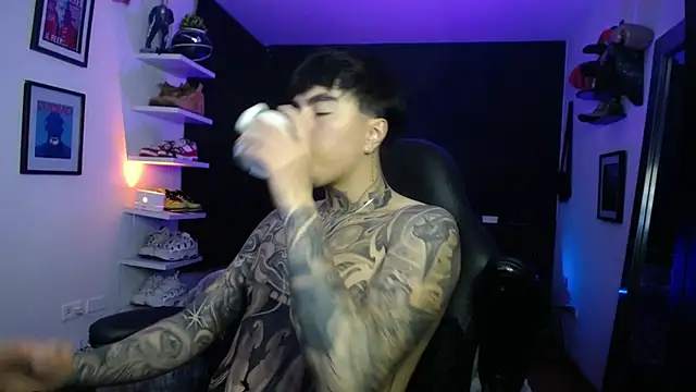 Snapshot of jung_dragon chatting on October 19, 2:03 am jung dragon online show from October 19, 2:03 am