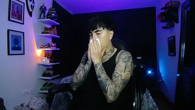 Snapshot of jung_dragon chatting on November 8, 11:58 am jung dragon online show from November 8, 11:58 am