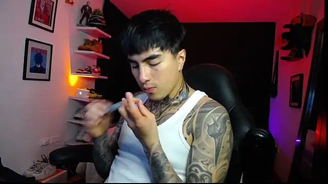 Snapshot of jung_dragon chatting on September 23, 1:45 am jung dragon online show from September 23, 1:45 am