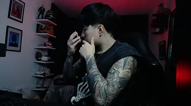 Snapshot of jung_dragon chatting on March 21, 7:22 am jung dragon online show from March 21, 7:22 am