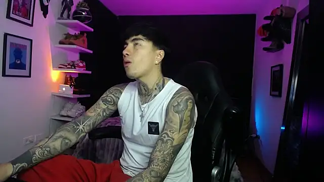 Snapshot of jung_dragon chatting on November 18, 2:38 am jung dragon online show from November 18, 2:38 am