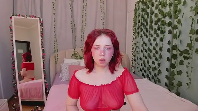 Love is Lola online show from December 17, 12:26 am