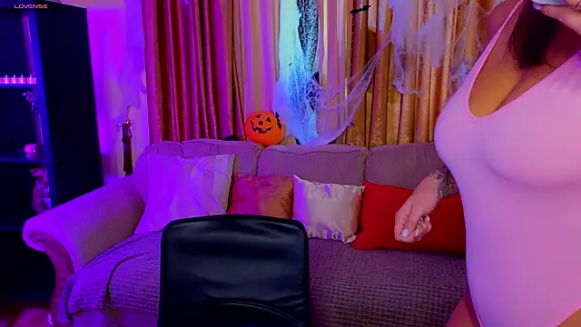 JessicaCartier online show from October 27, 4:24 am