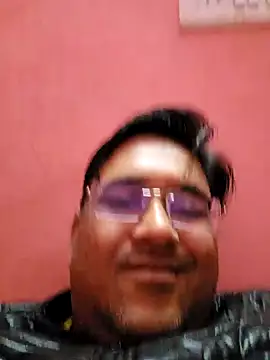 Snapshot of Loveboycurvy chatting on February 9, 11:04 am Loveboycurvy online show from February 9, 11:04 am