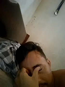 luissilva0071 online show from November 26, 11:21 am