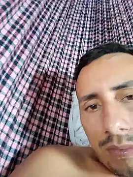 luissilva0071 online show from March 15, 4:54 pm