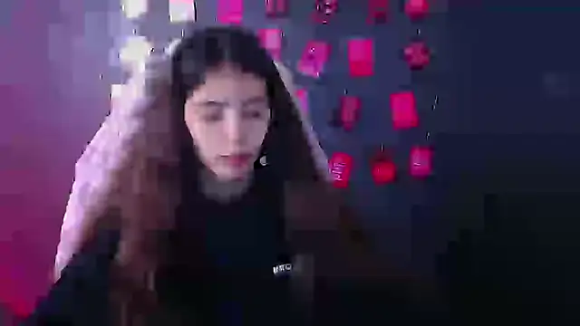 Aishell  online show from November 2, 6:18 am