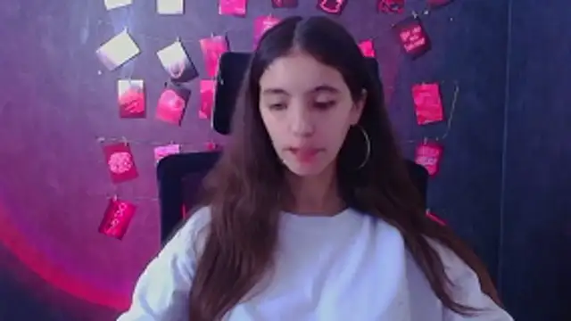 Aishell  online show from November 21, 12:26 pm