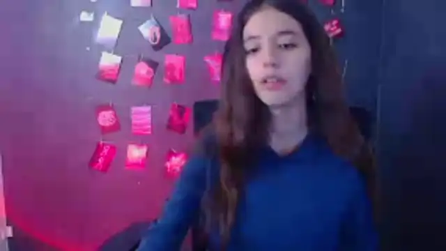 Aishell  online show from December 22, 12:49 pm