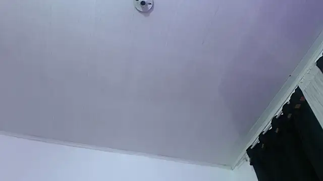 Abril Squirt online show from January 10, 10:10 am