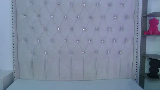 Abril Squirt online show from January 13, 9:08 pm