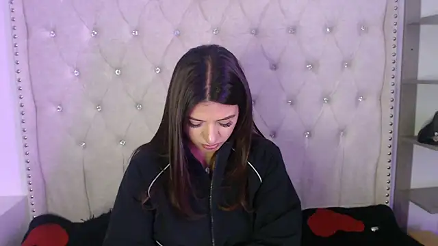 Snapshot of Abril_Squirt chatting on October 13, 3:24 pm Abril Squirt online show from October 13, 3:24 pm